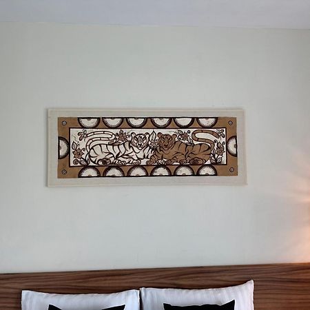 מאהאהואל Oneiro Suites With Sea View מראה חיצוני תמונה