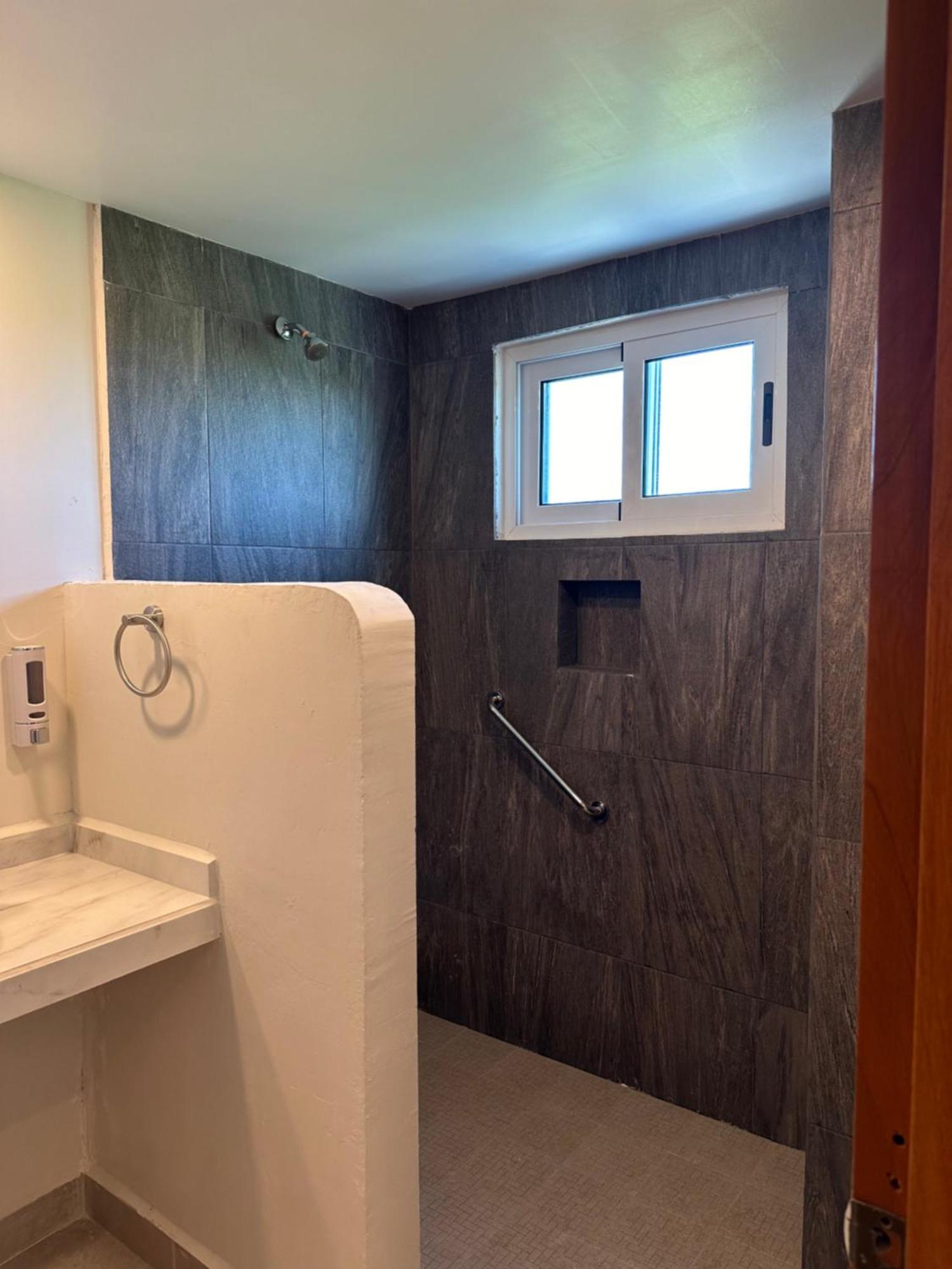 מאהאהואל Oneiro Suites With Sea View מראה חיצוני תמונה