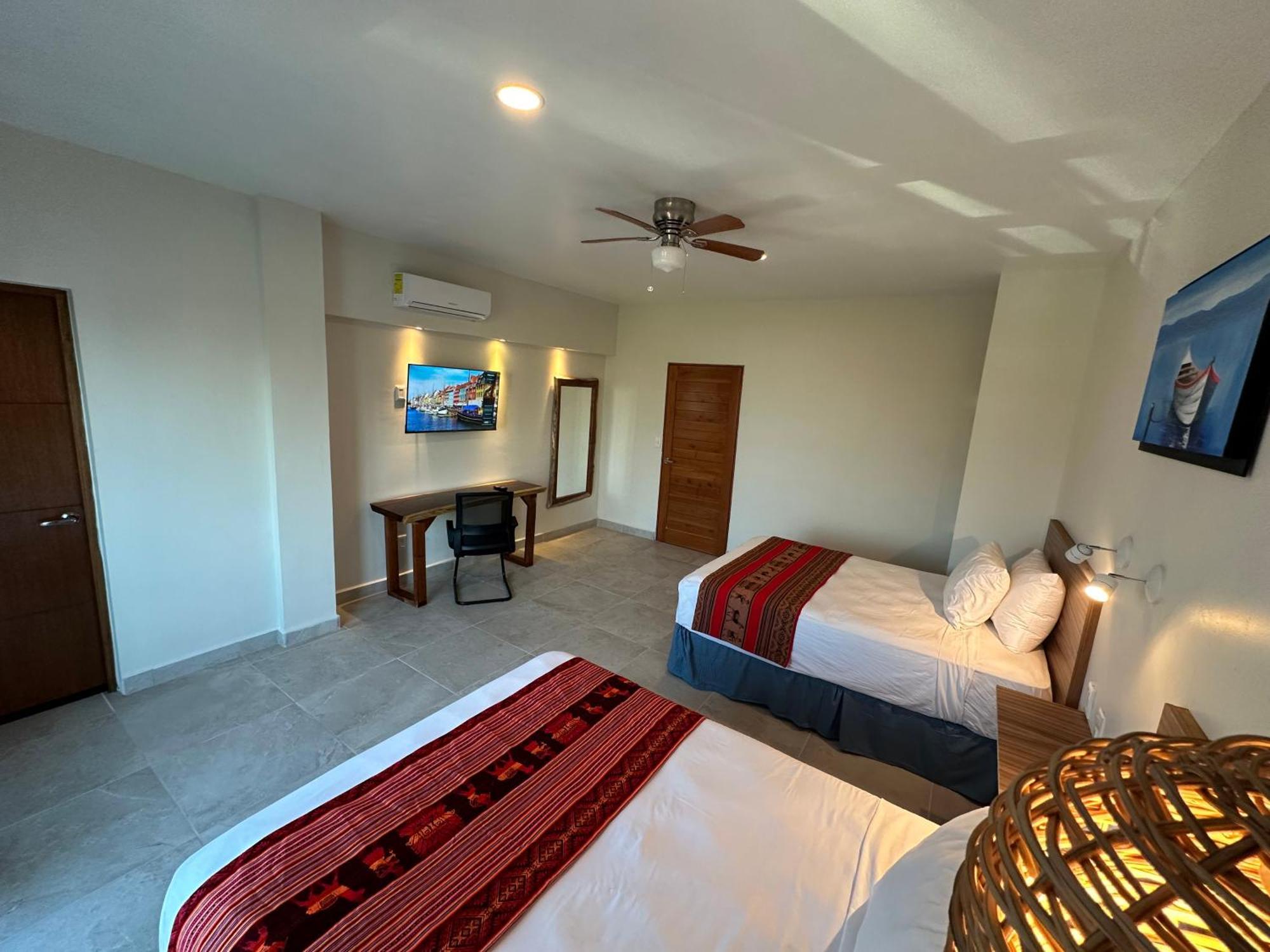 מאהאהואל Oneiro Suites With Sea View מראה חיצוני תמונה