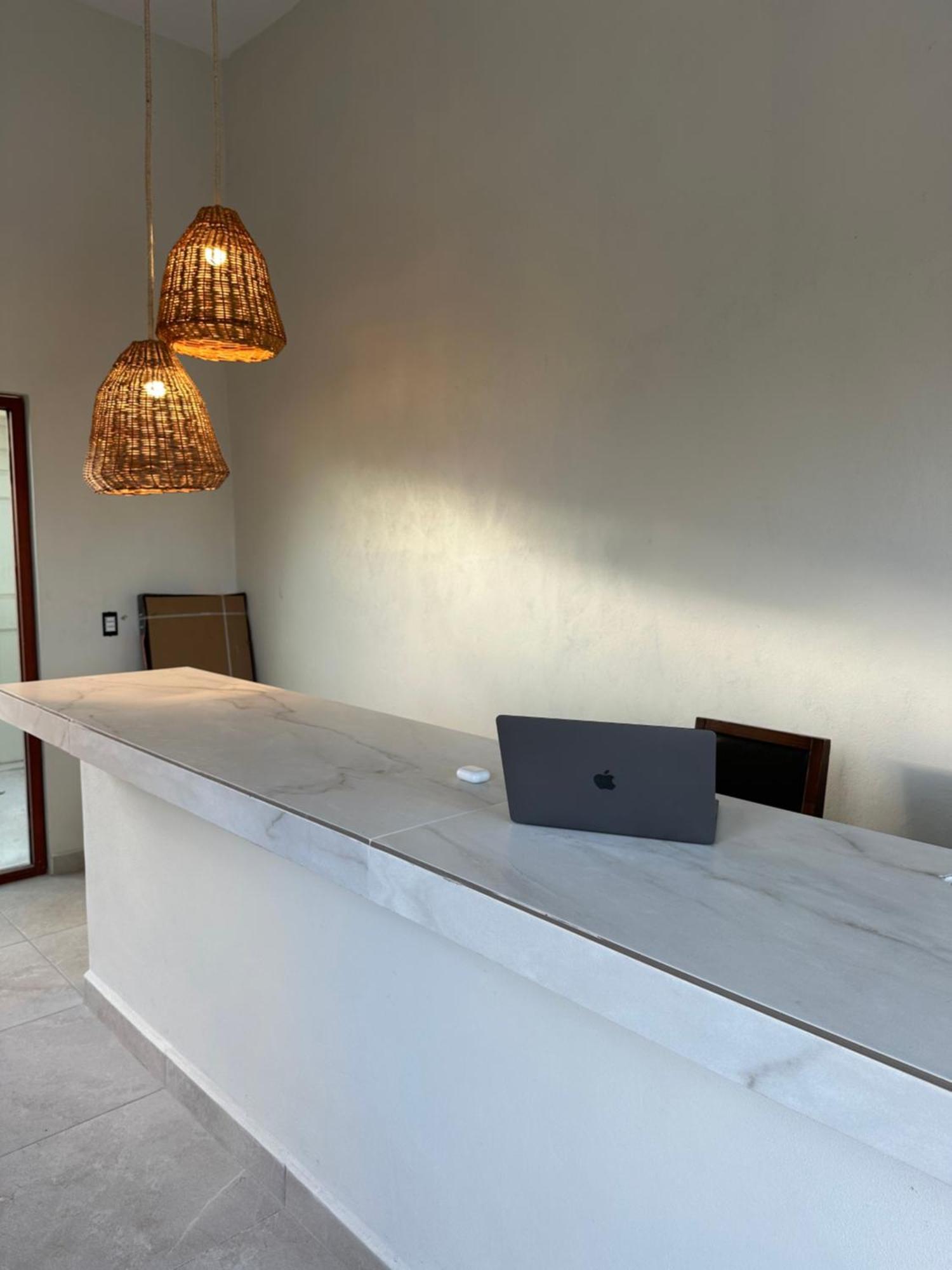 מאהאהואל Oneiro Suites With Sea View מראה חיצוני תמונה